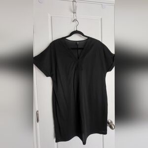 SHEIN Black and White Mini Dress with Notched Collar